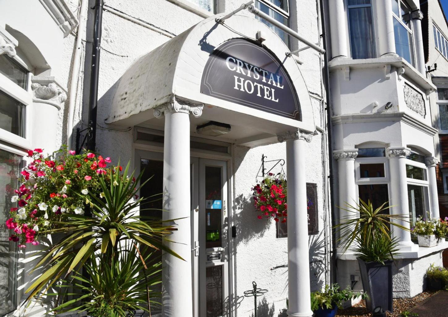 Crystal Hotel & Savour Cambridge  Exterior photo